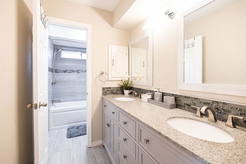 Furnished Finder property 446587_1 photo 12