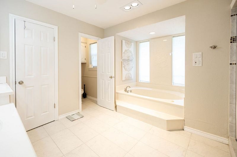Furnished Finder property 446587_1 photo 16