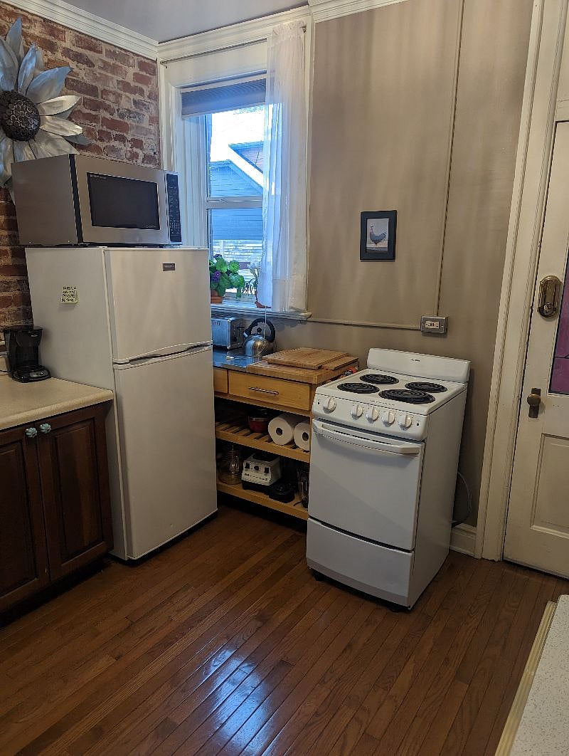 Furnished Finder property 446592_2 photo 6