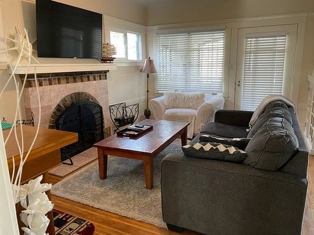 Furnished Finder property 446596_1 photo 3