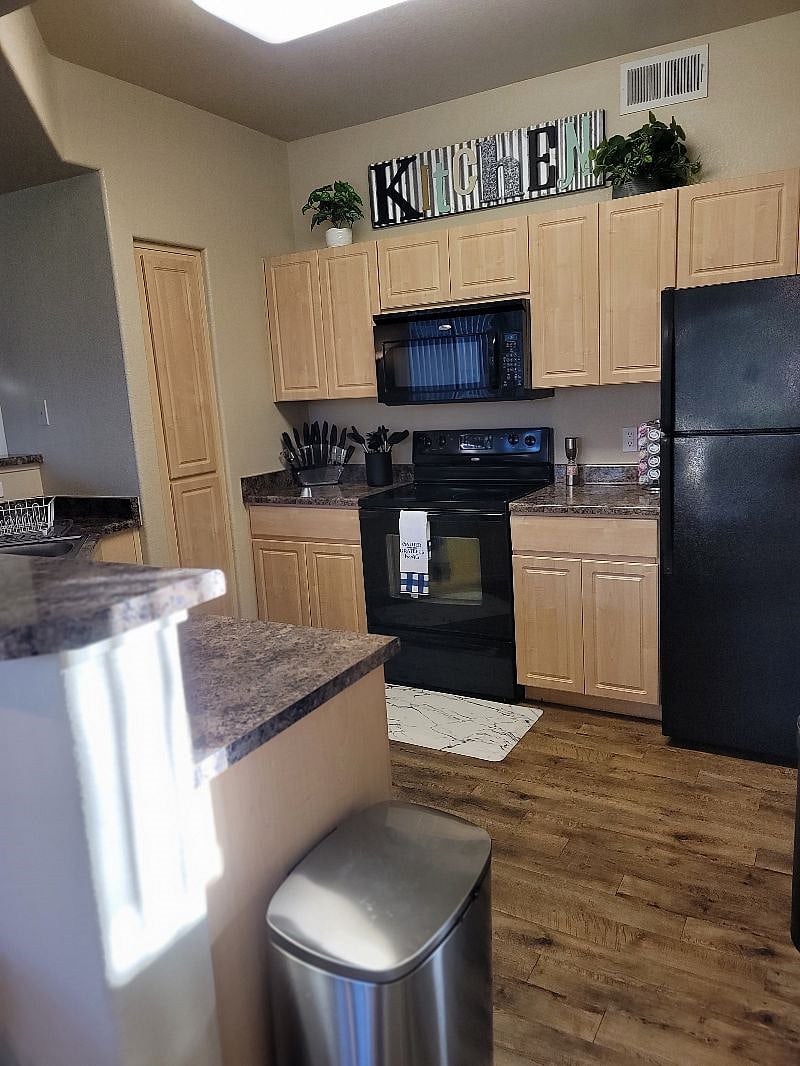 Furnished Finder property 446712_1 photo 7