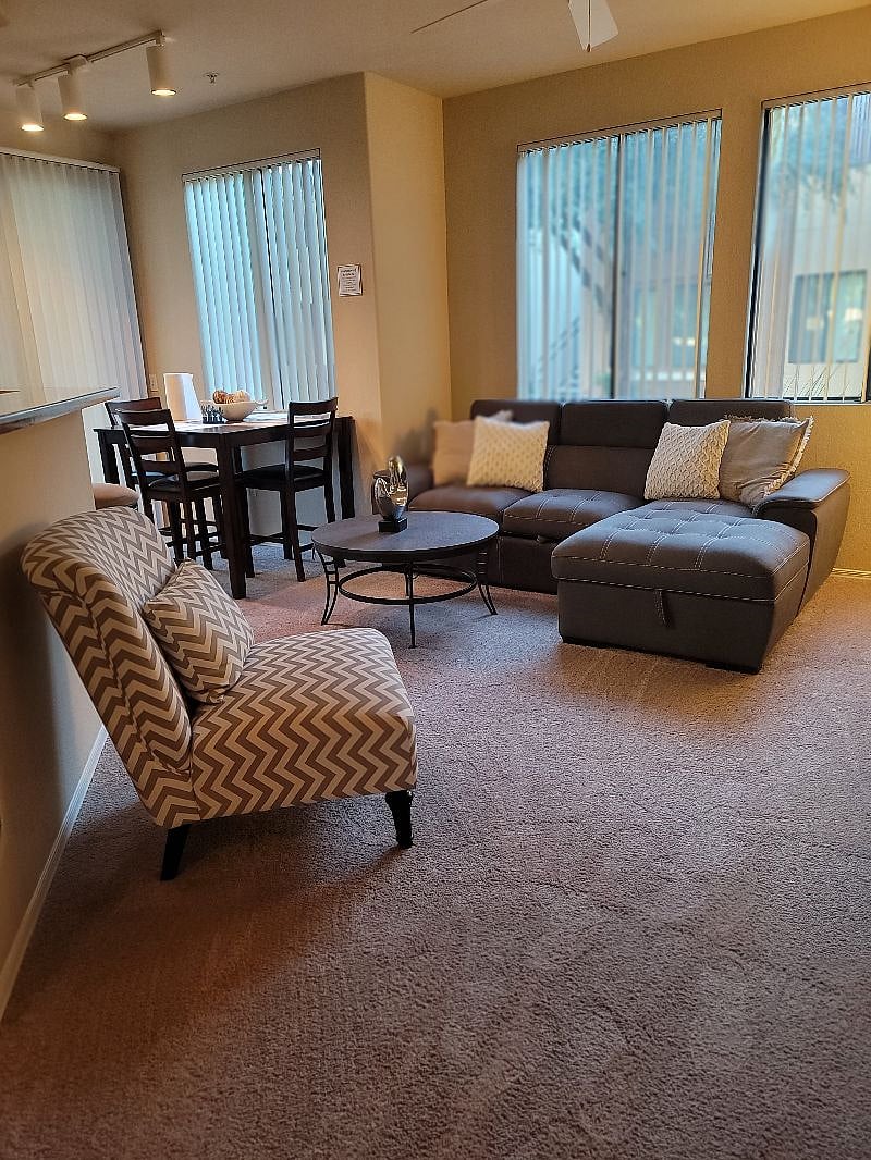 Furnished Finder property 446712_2 photo 3