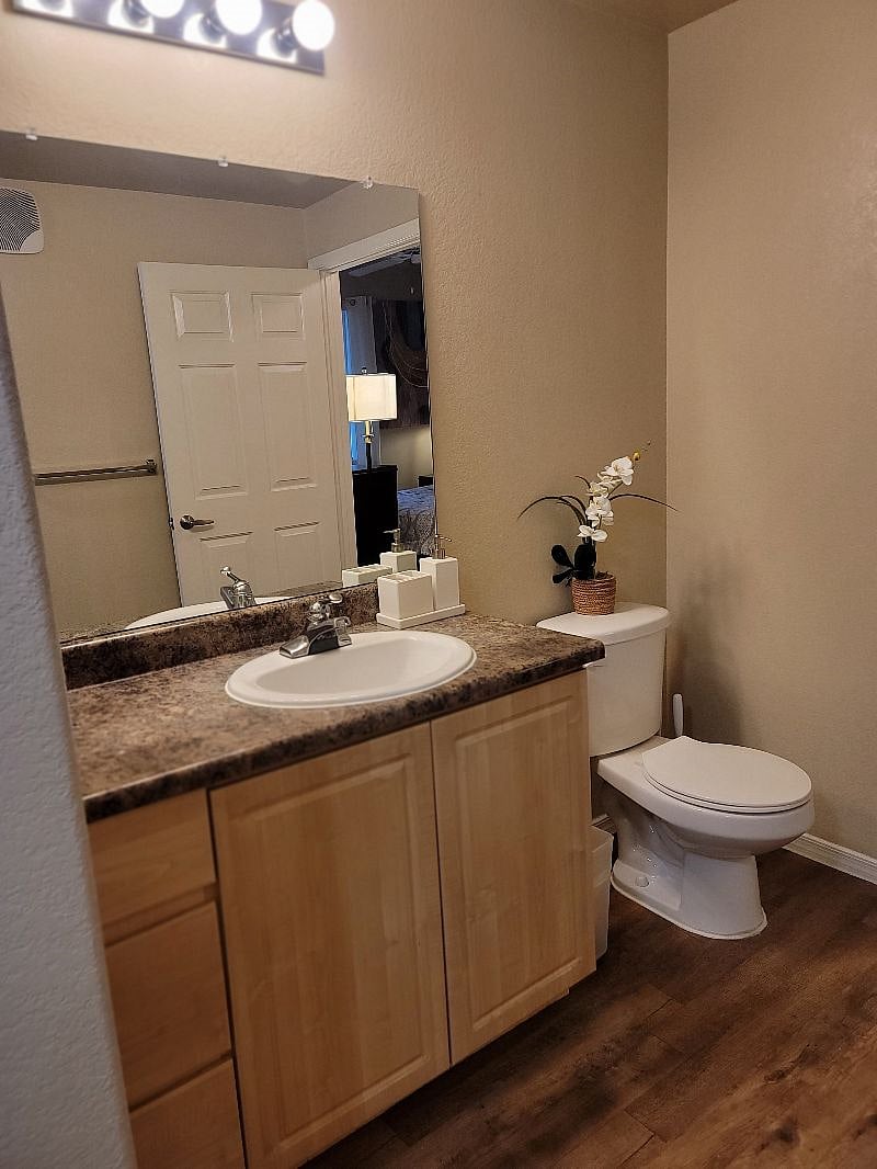 Furnished Finder property 446712_2 photo 25