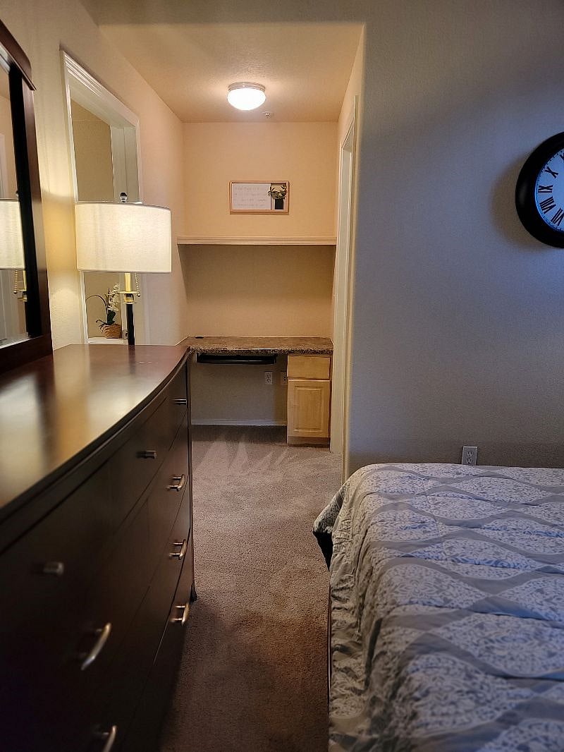 Furnished Finder property 446712_2 photo 17