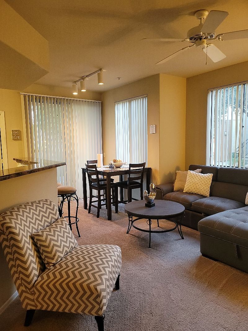 Furnished Finder property 446712_2 photo 4