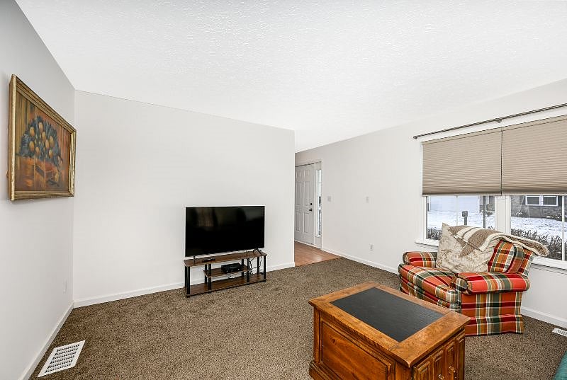 Furnished Finder property 446723_1 photo 3