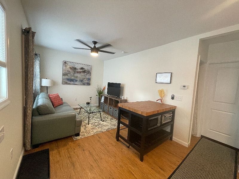 Furnished Finder property 446726_1 photo 3