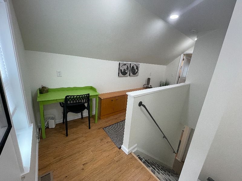 Furnished Finder property 446726_1 photo 17