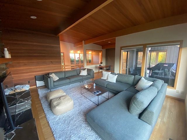 Furnished Finder property 446772_1 photo 4
