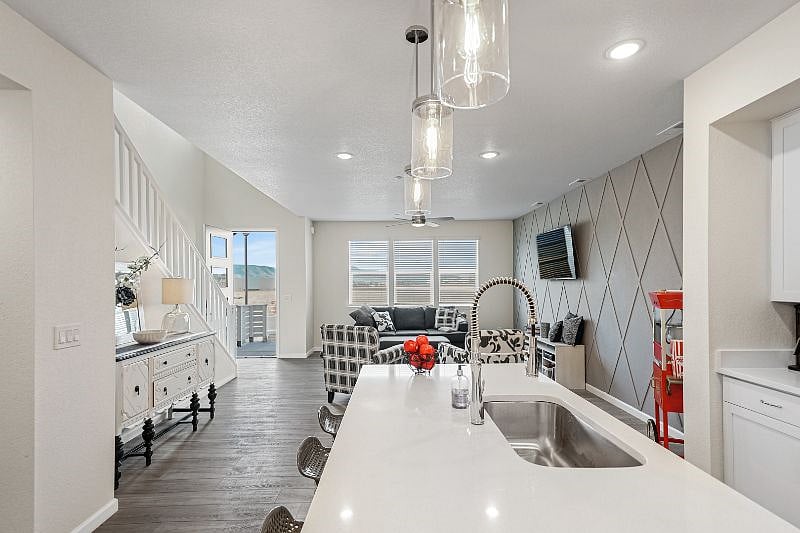 Furnished Finder property 446777_1 photo 21