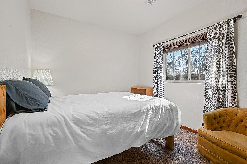 Furnished Finder property 446800_1 photo 3