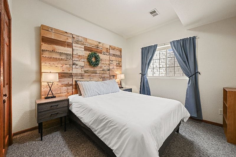 Furnished Finder property 446800_1 photo 5