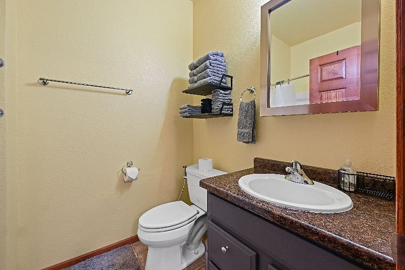 Furnished Finder property 446800_1 photo 11