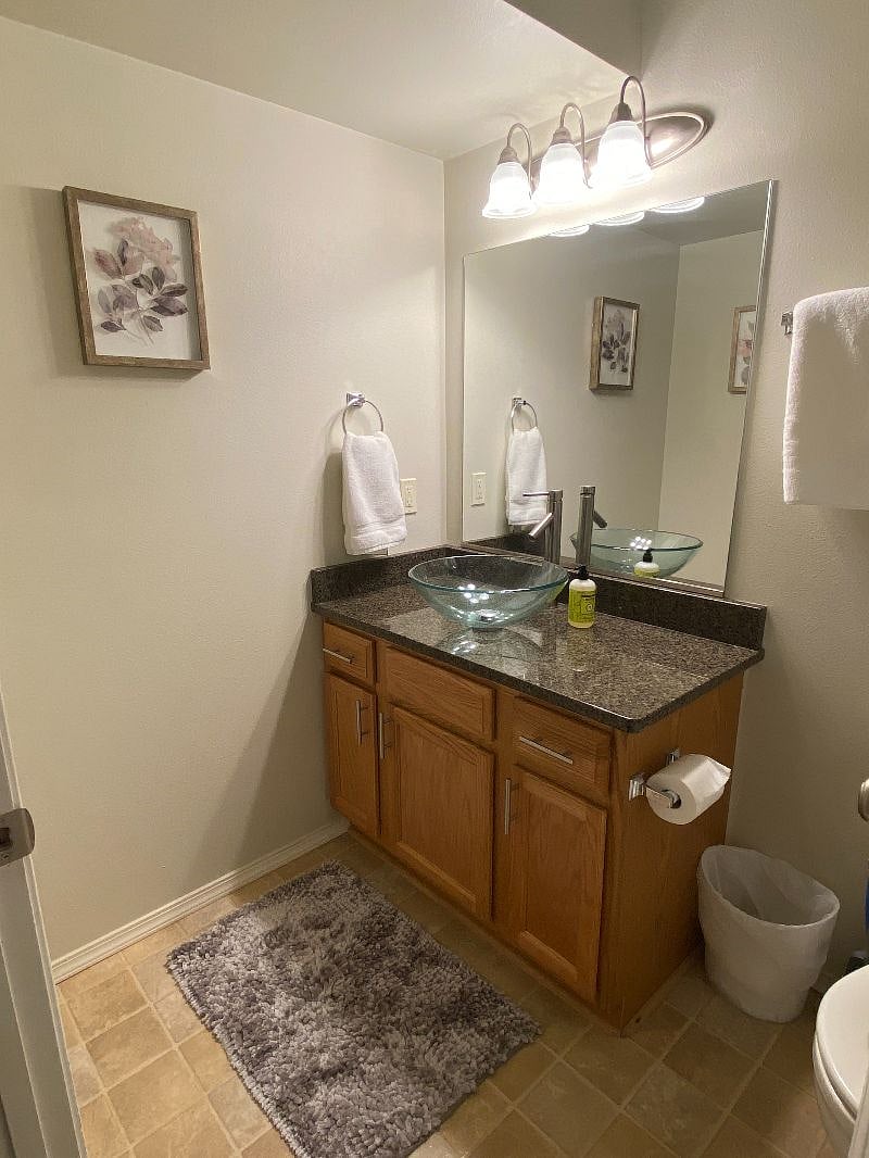 Down stairs full bath