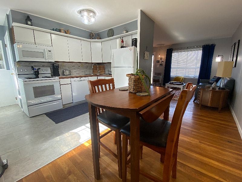 Furnished Finder property 446817_1 photo 4
