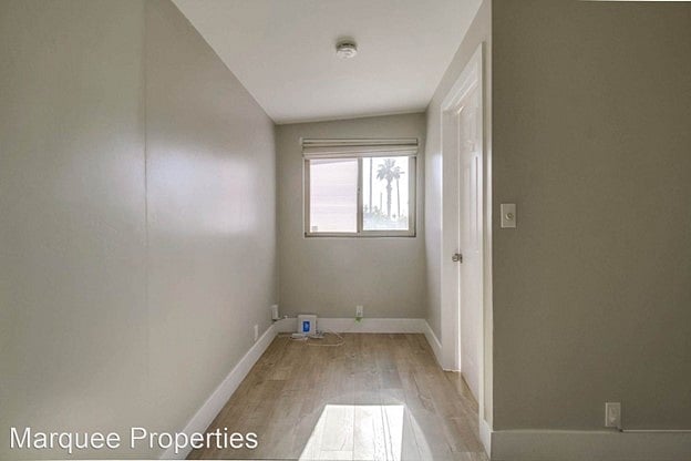 Furnished Finder property 446845_1 photo 19