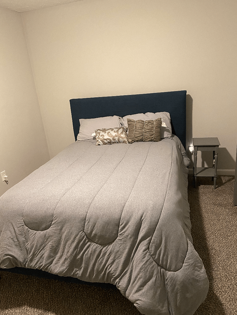2nd bedroom