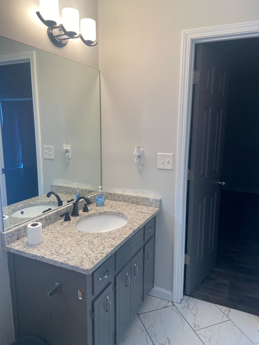 Furnished Finder property 446852_1 photo 25