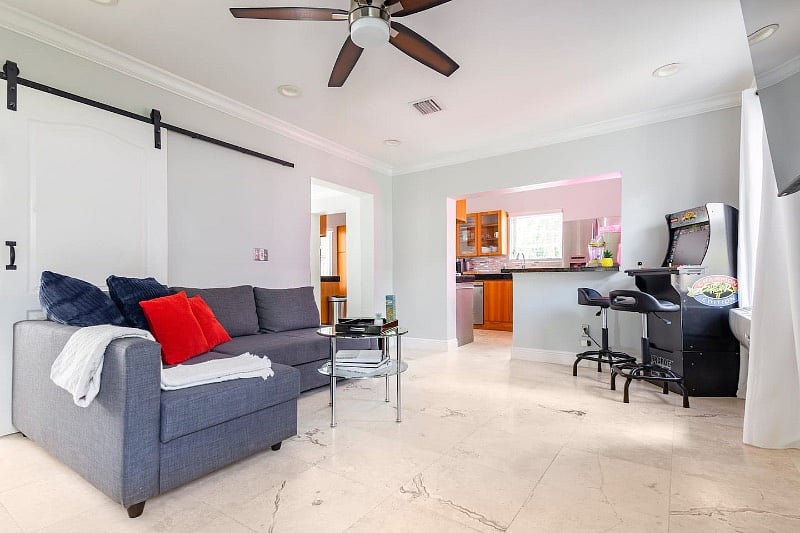 Furnished Finder property 446867_1 photo 3