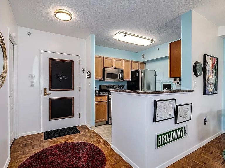 Furnished Finder property 446895_1 photo 4