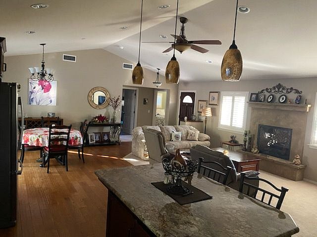 Furnished Finder property 446948_1 photo 3