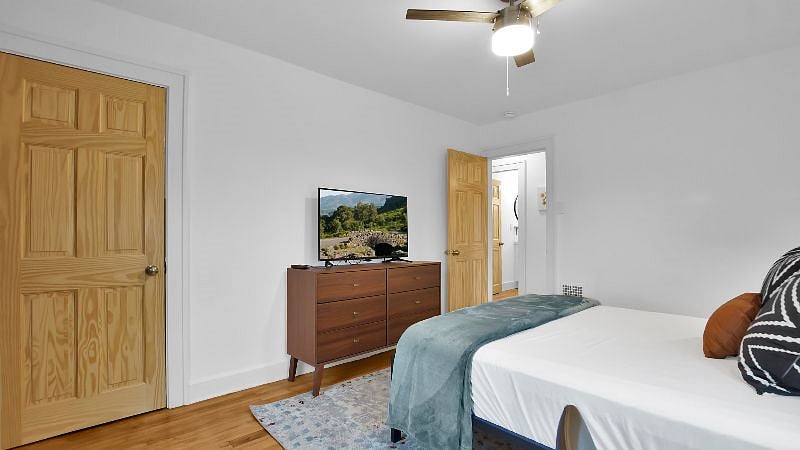 Furnished Finder property 446987_1 photo 9