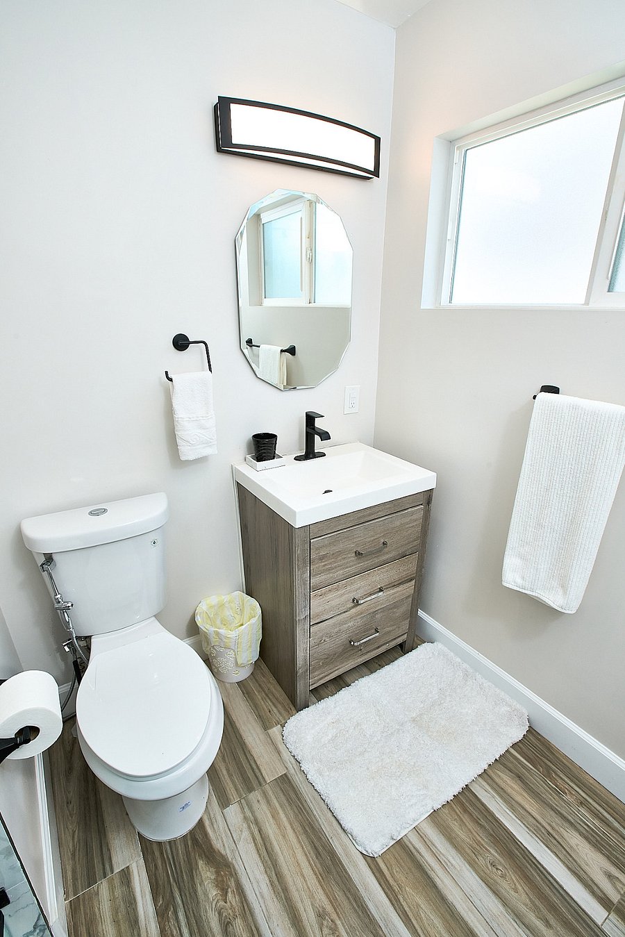 Furnished Finder property 446990_2 photo 8