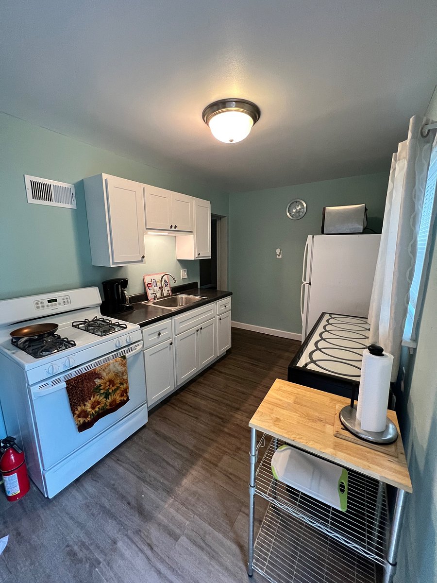 Furnished Finder property 447023_1 photo 9