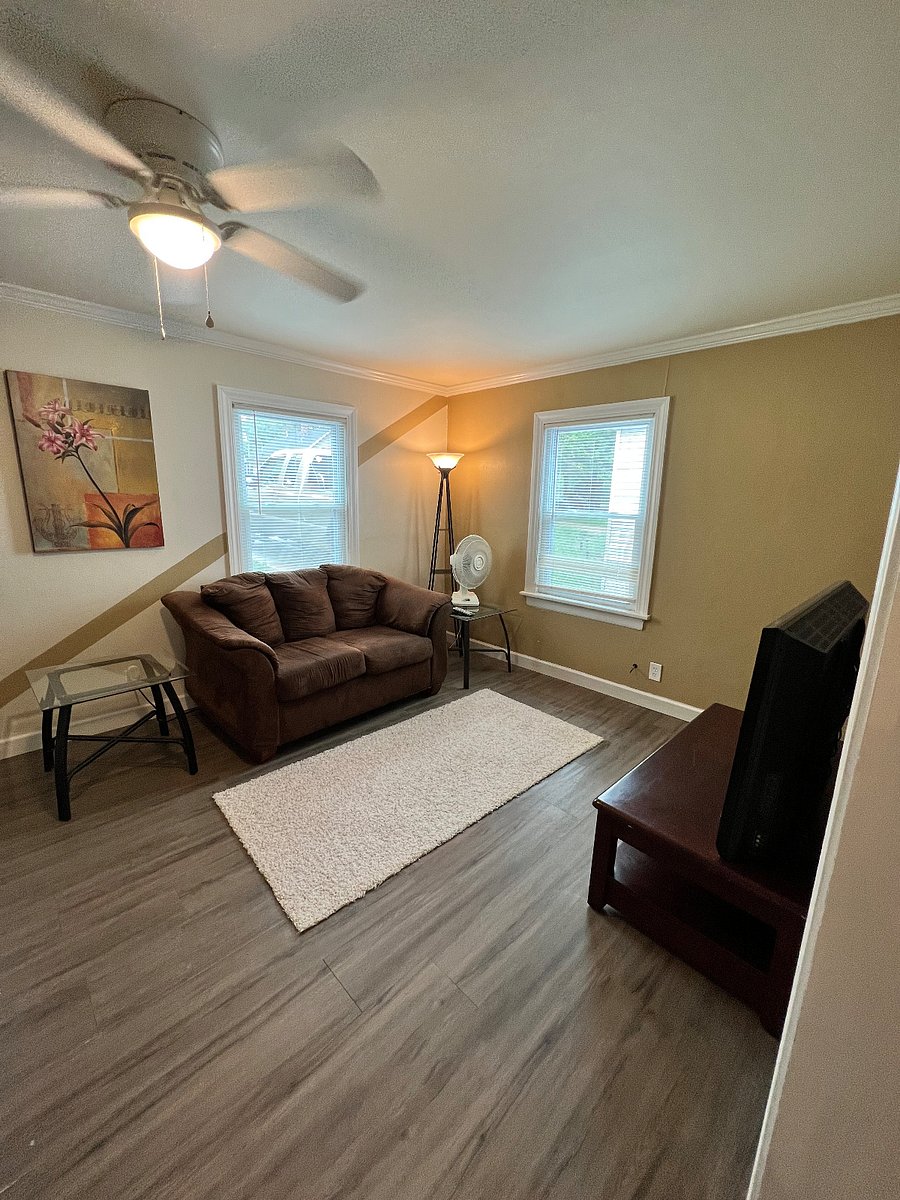 Furnished Finder property 447023_1 photo 17