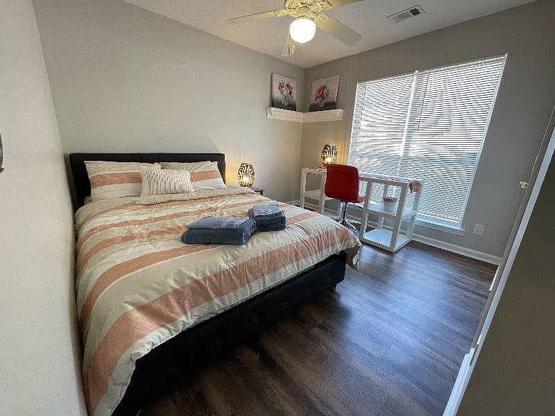 Furnished Finder property 447033_1 photo 17