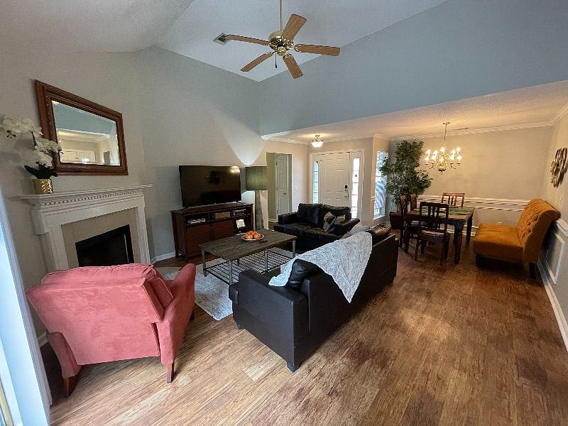 Furnished Finder property 447033_1 photo 4