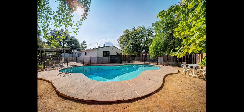 Furnished Finder property 447143_1 photo 7