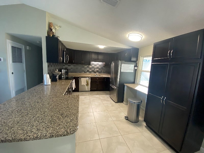Furnished Finder property 447145_1 photo 4