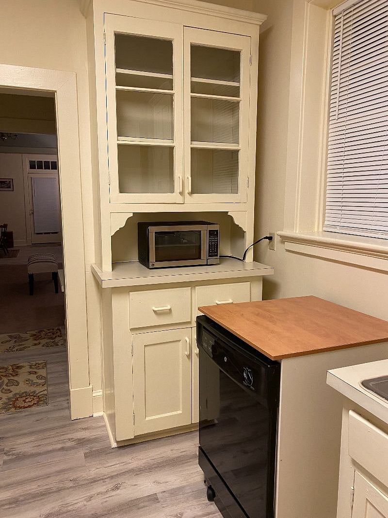 Furnished Finder property 447151_1 photo 3