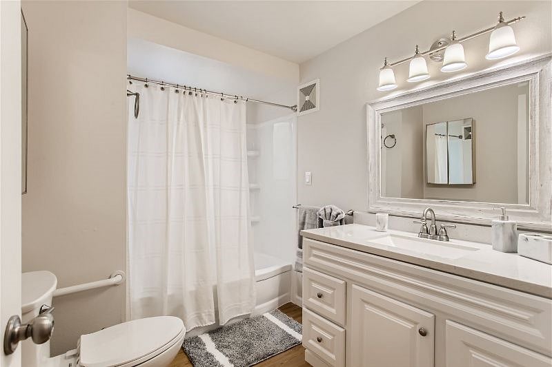 Furnished Finder property 447159_1 photo 18