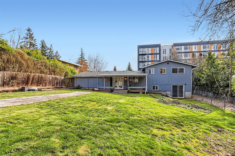 Furnished Finder property 447159_1 photo 26