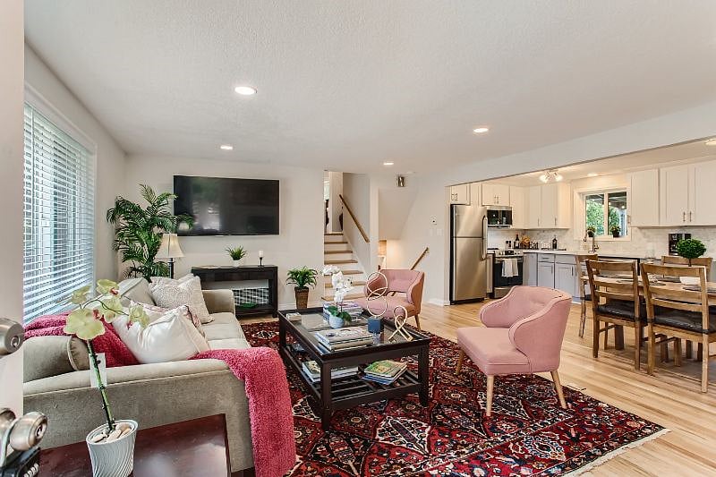 Furnished Finder property 447159_1 photo 4