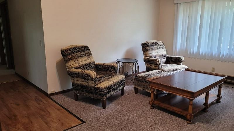 Furnished Finder property 447160_1 photo 3