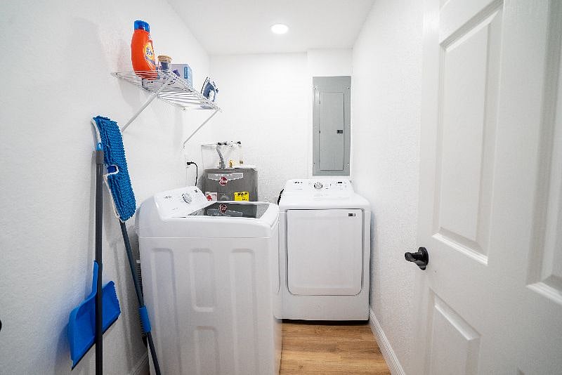 Furnished Finder property 447175_1 photo 12