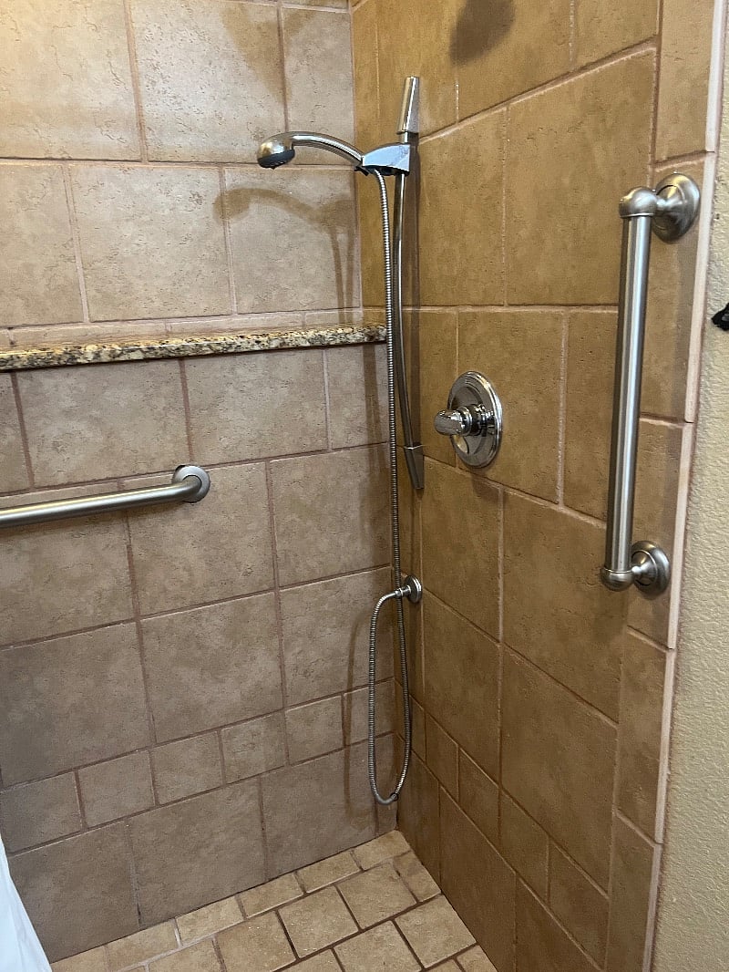Furnished Finder property 447180_1 photo 10