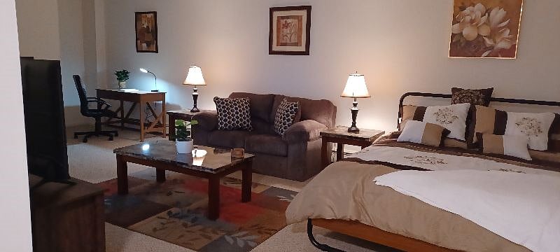 Furnished Finder property 447207_1 photo 1