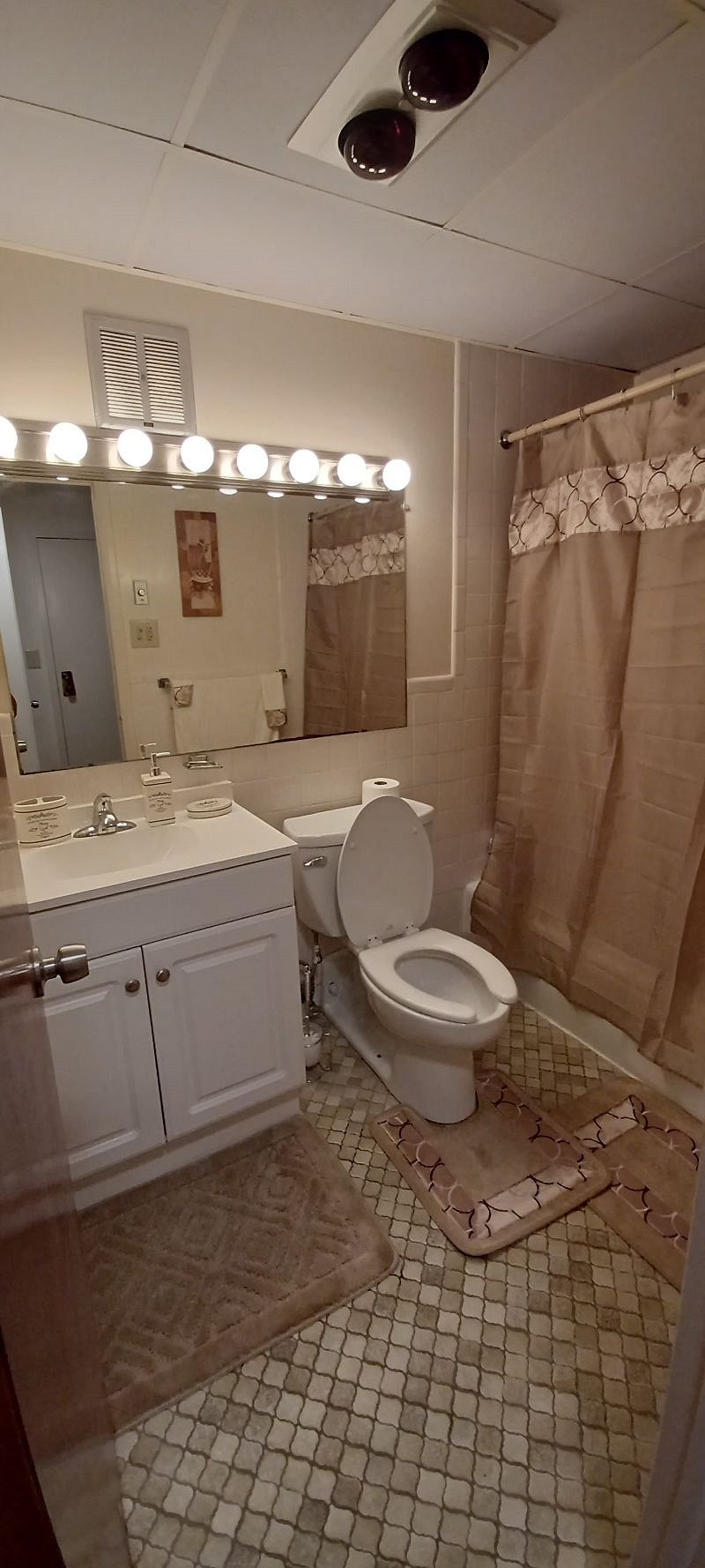 Furnished Finder property 447207_1 photo 8