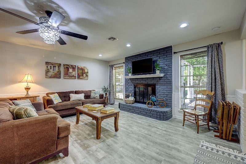 Furnished Finder property 447257_1 photo 9