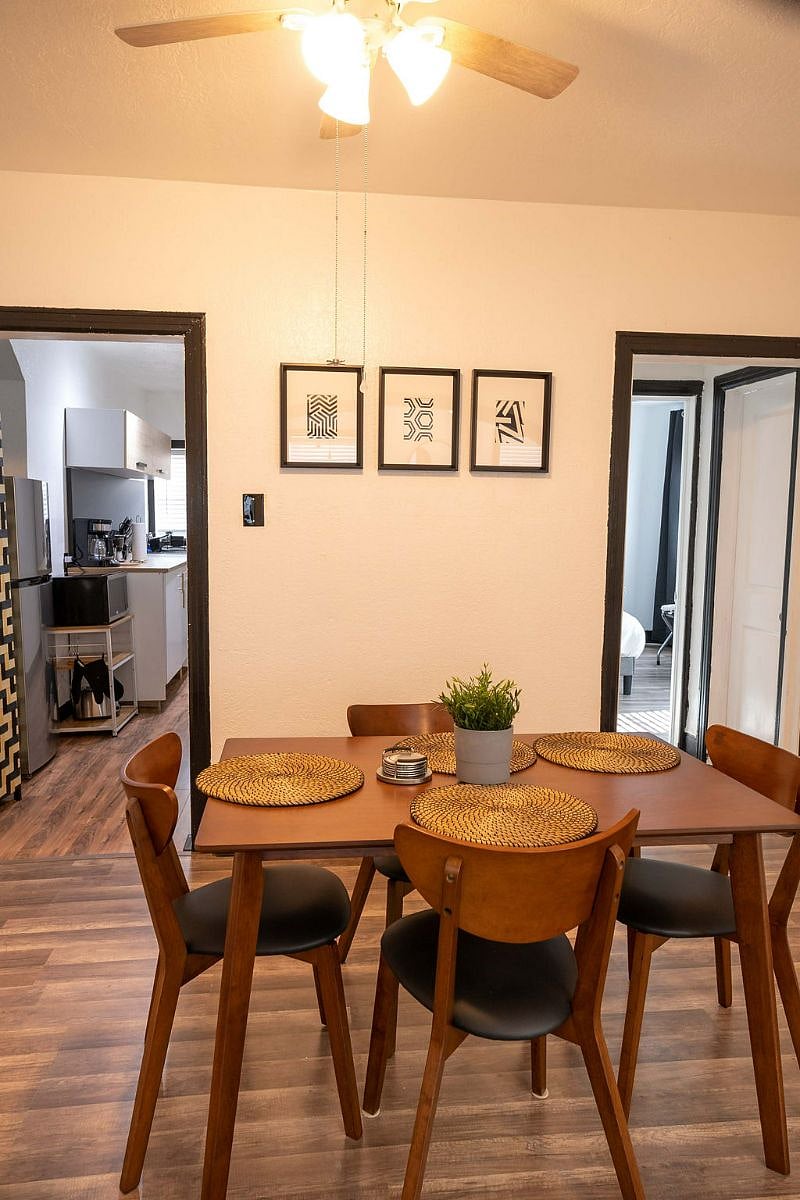 Furnished Finder property 447265_1 photo 3