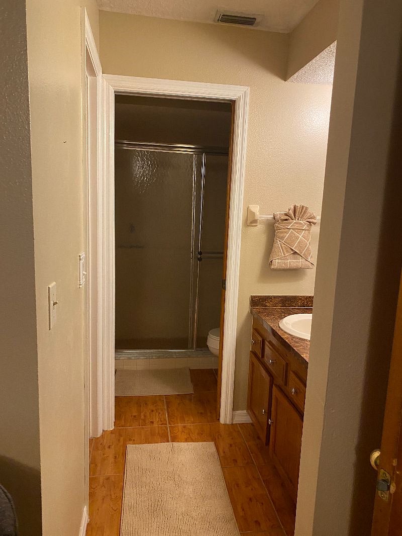 Furnished Finder property 447290_1 photo 3