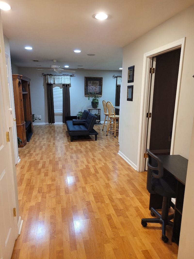 Furnished Finder property 447309_1 photo 7