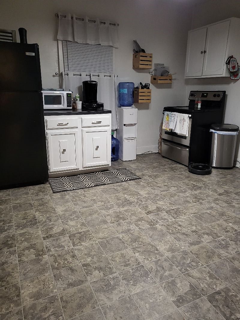 Furnished Finder property 447333_1 photo 18