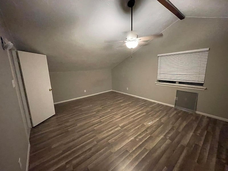 Level 2 bedroom suite