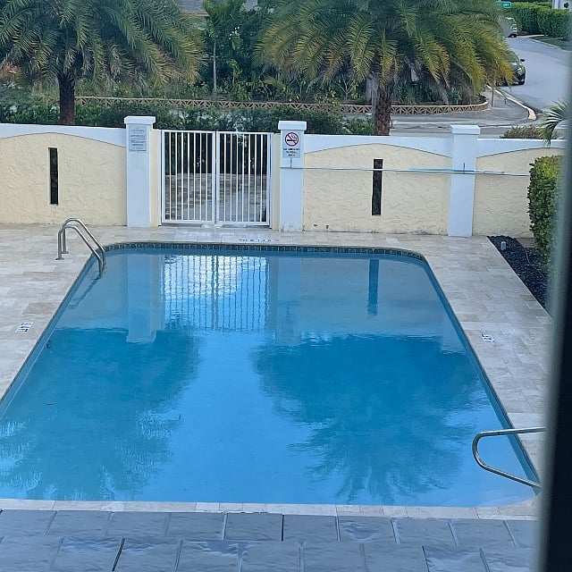 Furnished Finder property 447426_1 photo 12