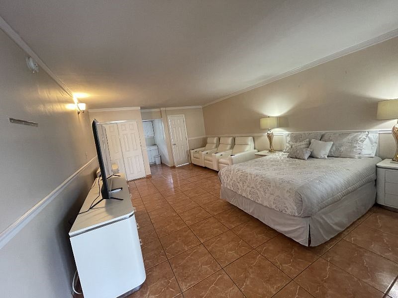Furnished Finder property 447426_1 photo 5